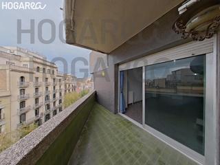 Pis a St. Pere - Sta. Caterina - El Born. Piso alto en zona privilegiada de barcelona con 3 habitaciones,