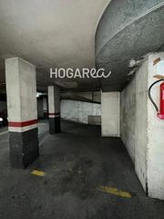 Aparcament cotxe a Centre. Ref 8785 lhcentre  plaza de la constitucion  plaza medianagrande