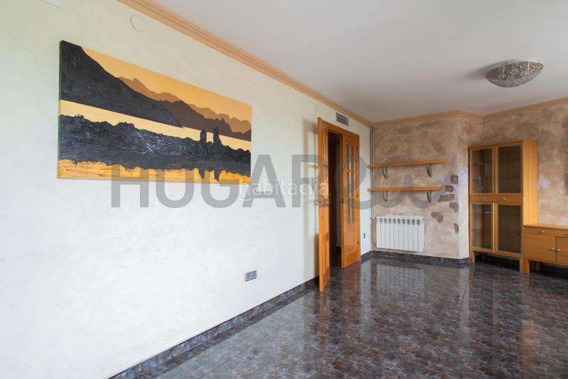Foto a3f62f59-8cac-4ae1-a369-2b27d9421128. Appartamento con riscaldamento in Ciutat Cooperativa-Molí Nou Sant Boi de Llobregat