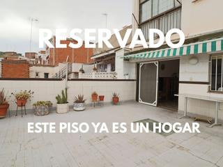 Flat  Carrer estrella. Vivienda en badalona con terraza de 50m, balcón privado y potenc