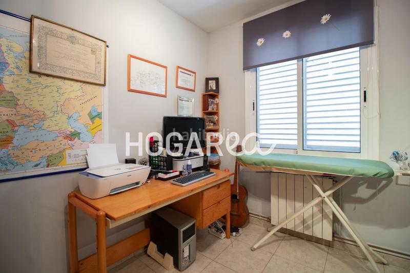 Foto 39590f5d-17d0-403d-bb44-3880725bde8b. Casa  independiente con piscina y vistas al parque en Martorell
