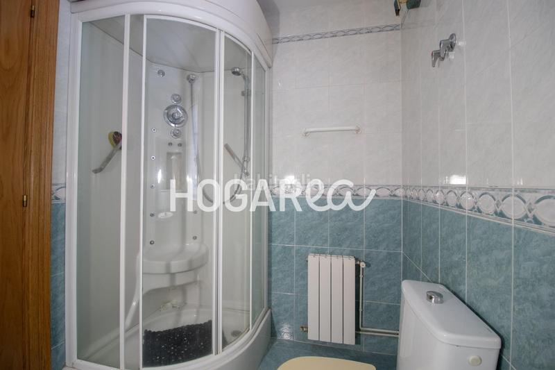 Foto adbc8c07-30ee-4ad9-bf45-257643dded99. Casa  independiente con piscina y vistas al parque en Martorell
