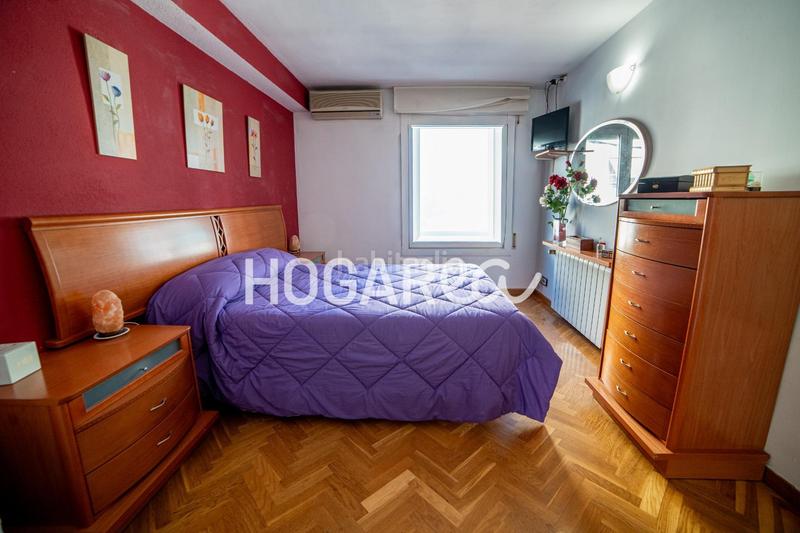 Foto 8438f7f5-5826-4622-8cfa-083240ec5340. Casa aparellada amb calefacció a Llefià Badalona