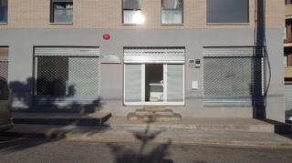 Lloguer Local Comercial a Avinguda de la generalitat 6. Cantoner acondicionat per obrir