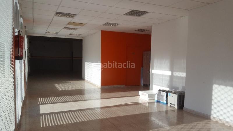 Foto f84f5a39-5ad8-427a-b0b6-aa2a7941828e. Locale commerciale in avinguda de la generalitat 2 in Vilallonga del Camp