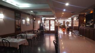 Rent Business premise in Muralla del castell 17. Acondicionado para bar restauran