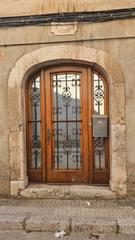 Casa en Carrer del pont 6. Cantonera, amb soterrani i terrat, en bon estat per entrar a viu