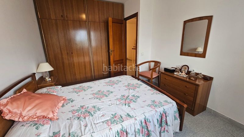Foto 114b0eac-6ffb-4c42-a173-23b6a2048c71. Casa adossada amb calefacció aparcament a Valls