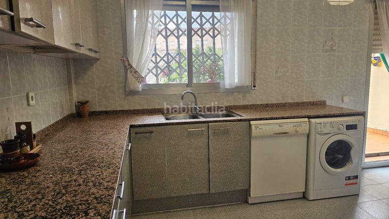 Foto e2a149de-0c97-49d4-b90c-9deeaf640b77. Casa adossada amb calefacció aparcament a Valls