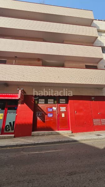 Foto 26de296e-99aa-4958-a379-acb021218d02. Local comercial centric i amb moltes possibilitats en Valls