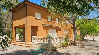 Masía en Valls. Masia per entrar a viure a 5 min de valls, amb bon accés