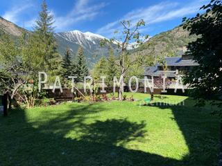Location Appartement à Placeta dels mollassos 60. Espectacular piso con jardín privado y vistas en la pleta dordin