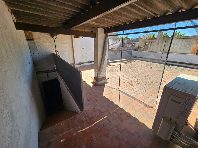Foto 7f692e1a-fa0f-47f0-95ca-9788896eb9d5. Edifici a Centre Figueres