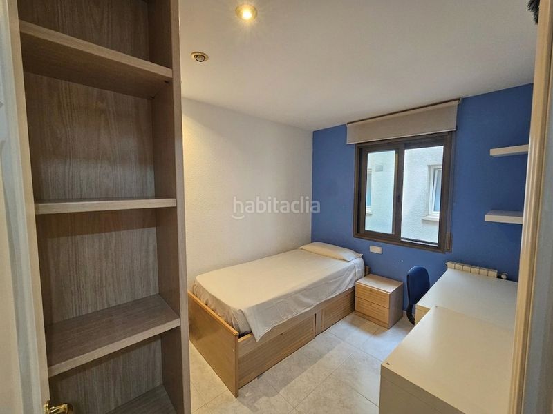 Foto d217f7c2-b2cb-44bd-acad-3c57da893e4e. Dúplex amb xemeneia calefacció aparcament a Centre Figueres