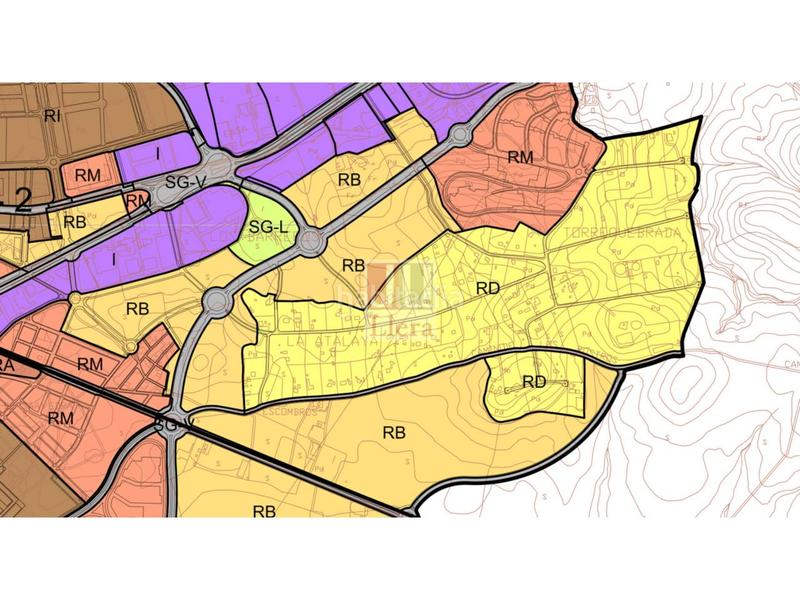 Foto 2980c0fb-ab00-4ac8-aecc-1cec56f34905. Finca rústica a madrid 38 a Carretera de Sevilla - Los Montitos Badajoz