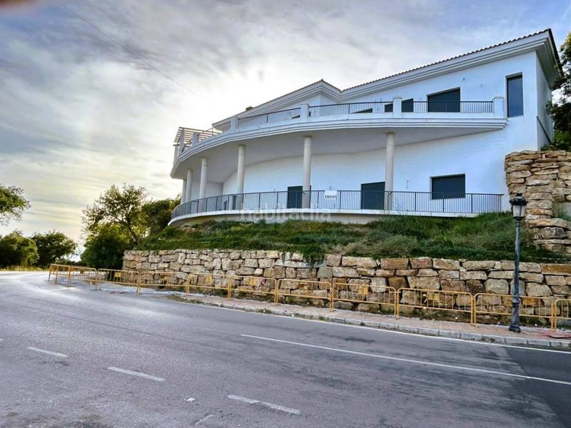 Foto a3940486-1487-40de-9dd7-7a5634276b5e. Local comercial a velázquez 1 a Ojén