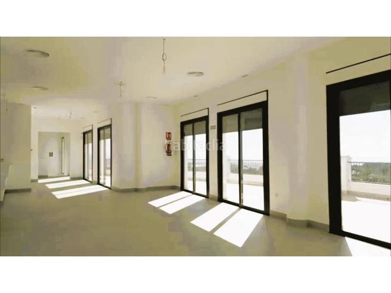 Foto de7978ad-1c5f-41ed-81dd-a8e3e6d290f1. Local comercial a velázquez 1 a Ojén