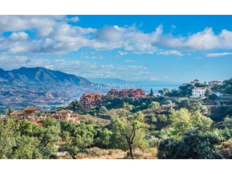 Foto f3e07436-3a16-4908-bef3-52a005af438e. Maison avec chauffage parking piscine dans Santa María Marbella