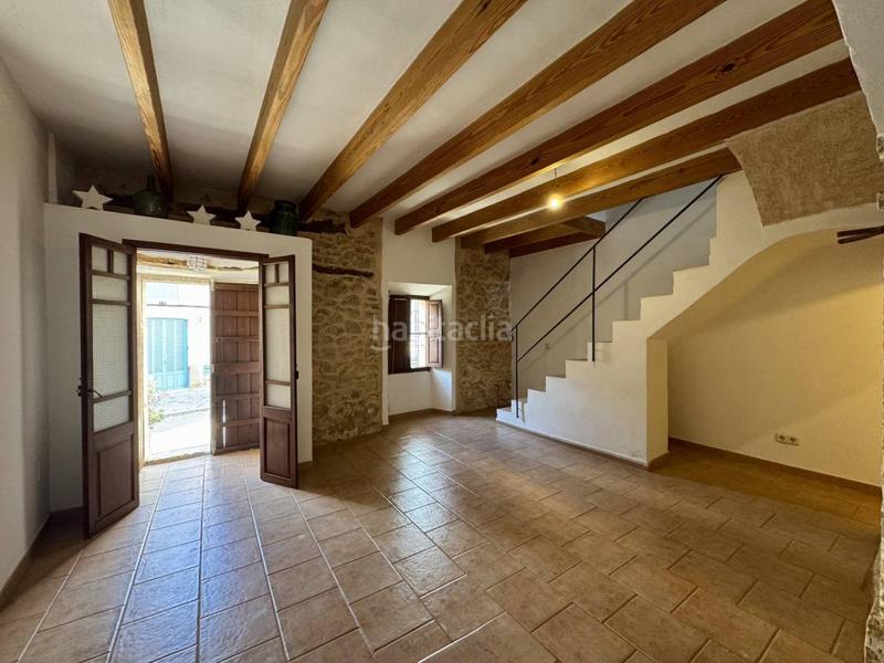 Foto 4f7194e7-5cd3-4751-ad58-5ed9606cd84f. Alquiler casa encantadora casa de pueblo con jardín en alquiler en Alaró