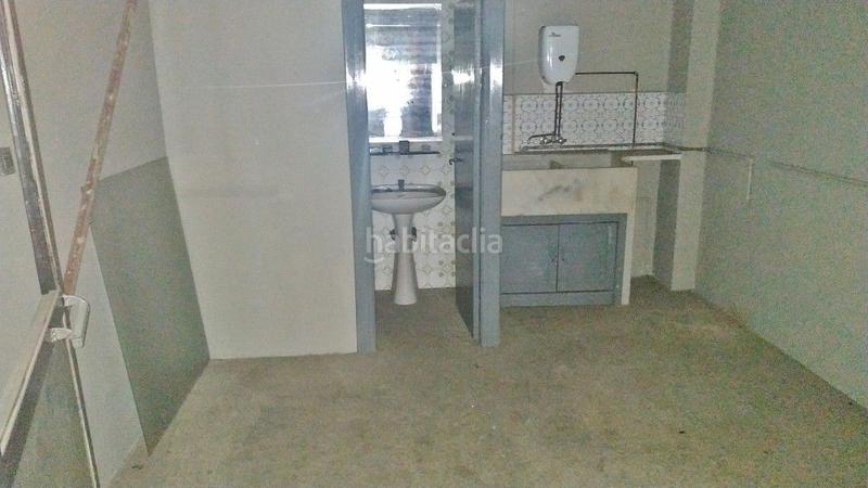 Foto 039890b9-fdb5-4482-b4a3-e9c0dcde1014. Locale commerciale in carrer de santander 20 in L´Hort de Senabre Valencia