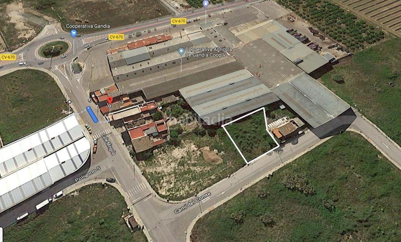 Foto 567c940c-5629-4426-ad11-d8a50c7cb4e6. Terreny residencial a camí del comte 7 a Daimús