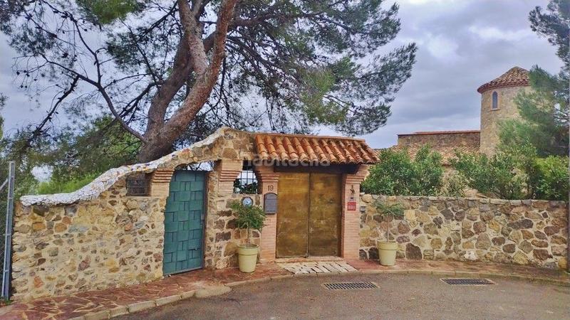 Foto 2b4545cf-418a-49e8-9435-3192fb44a180. Chalet mit heizung parking pool in Gilet