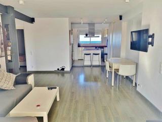 Apartament  N/a. Sensacional apartamento reformado en 1ª linea con parking, pisci