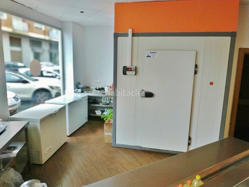 Foto 949bf3e7-404d-4ce0-86ef-b5ed6262f3fd. Transfer business premise with heating in Favara Valencia
