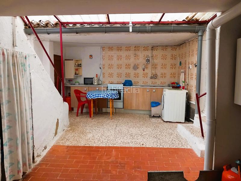 Foto 5ef18a47-1739-4eb4-85fb-4ea30f8e1d18. Casa con camino in Calles