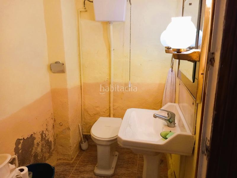 Foto a6de13f0-4761-4c81-9f62-b4abf60ced9b. Casa con camino in Calles