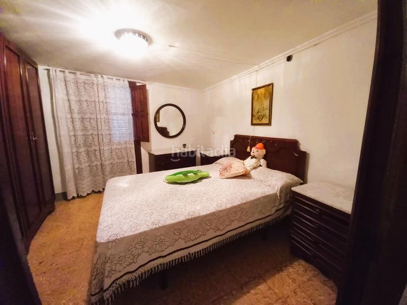 Foto c8b1df0d-5b93-4257-8cd4-a36abdd35306. Casa con camino in Calles