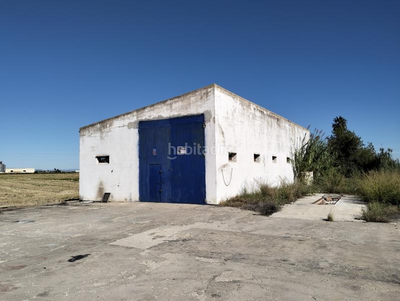 Foto d1374105-d32e-4d89-b823-9231412453ab. Nau industrial a vía pista 58 a Sueca Sueca