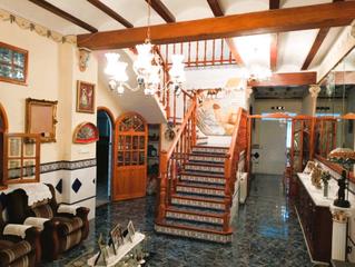 Casa  Carrer del cabanyal. Espectacular casa de pueblo de 357m², gran garaje y 4 terrazas.