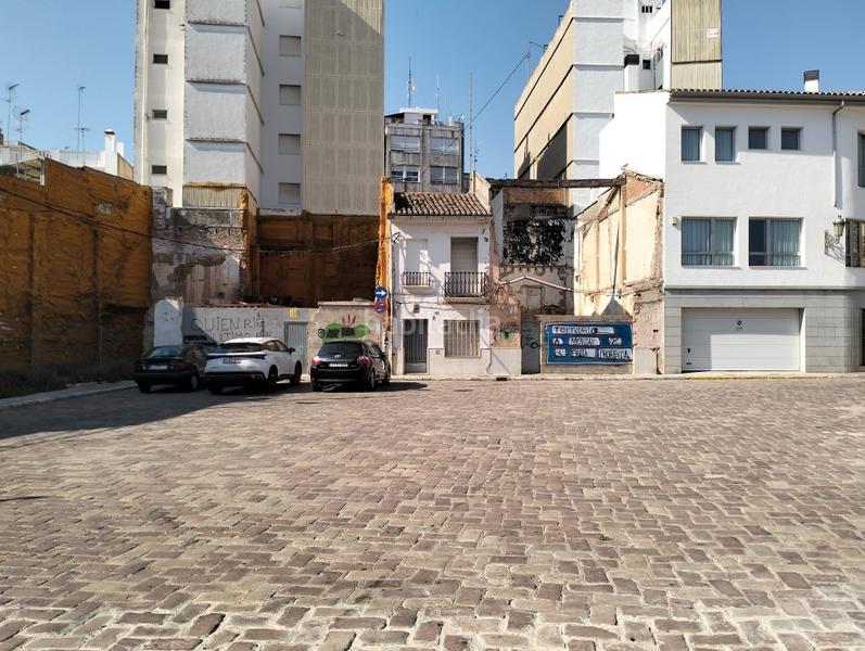 Foto 5a309c45-1c00-43c2-8ab0-1f7c5252dfa5. Terreno residenziale in carrer del doctor moliner 21 in Sueca