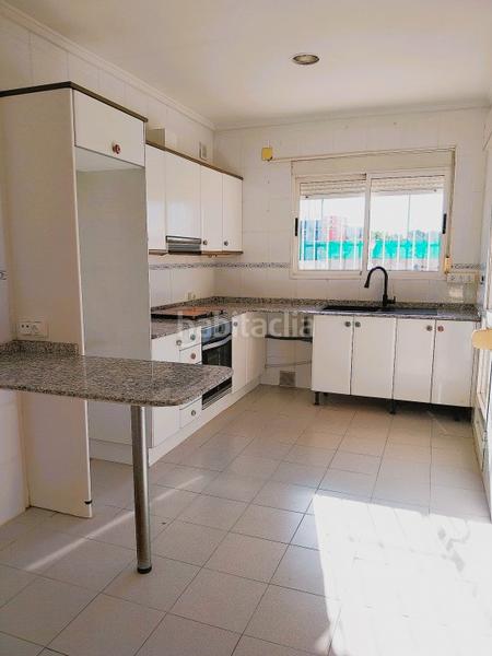 Foto ee4b9605-1550-46dd-a2da-b286be42fa9d. Xalet amb calefacció aparcament piscina a El Paraíso-Los Almendros Eliana (l´)