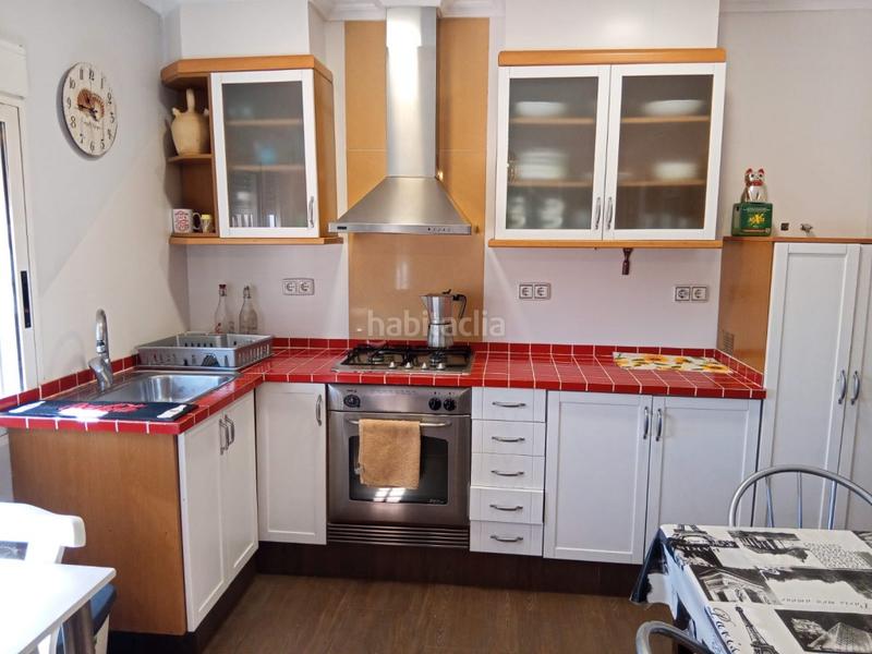 Foto 1eb2f68f-119b-4a3b-8c19-50cc38463277. Bauernhof mit kamin parking in Calles