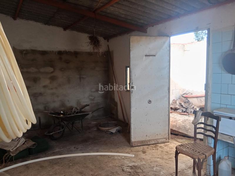 Foto ab19b835-aa4d-4bf6-8f07-cf9e5f34e233. Bauernhof in Calles