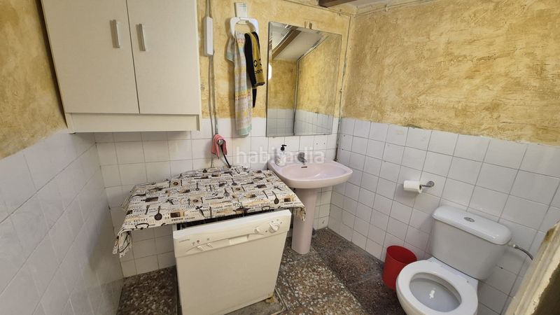 Foto 2264ad33-6079-4cc7-8530-98469b859067. Local comercial en calle jacinto benavente 29 excelente y amplio local esquinero en Villena