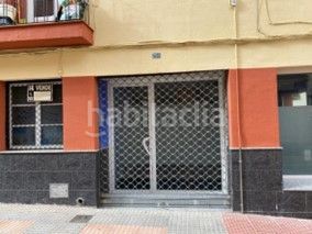 Foto 26b51a90-379b-4665-b515-ad049325d346. Local comercial en calle jacinto benavente 29 excelente y amplio local esquinero en Villena