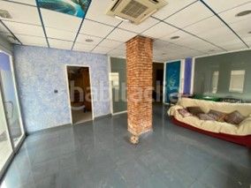 Foto 9392f83b-9565-4795-b796-33420b848940. Local comercial en calle jacinto benavente 29 excelente y amplio local esquinero en Villena