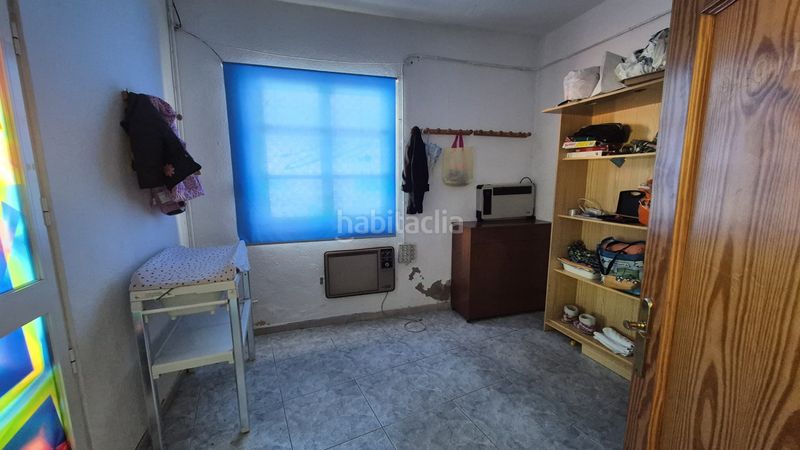 Foto 9f2f63ca-2265-441e-a48d-be169e0a77fc. Local comercial en calle jacinto benavente 29 excelente y amplio local esquinero en Villena