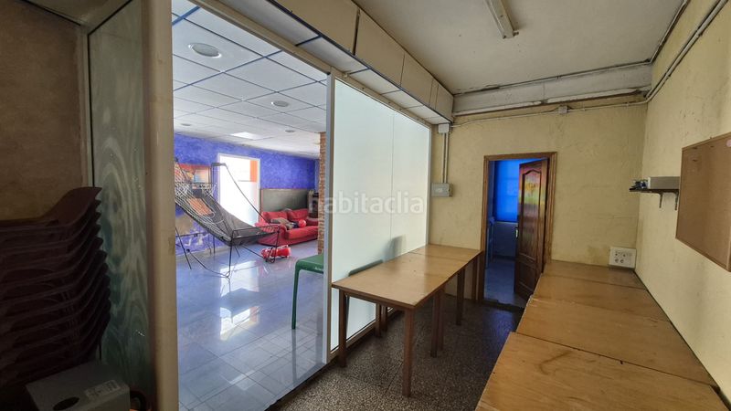 Foto ca63e093-79cf-4b70-b01f-350cd7f122fb. Local comercial en calle jacinto benavente 29 excelente y amplio local esquinero en Villena