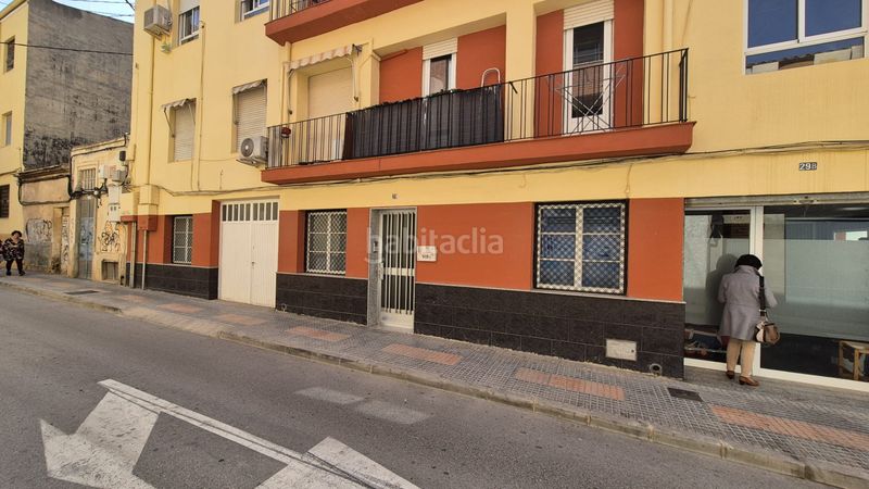 Foto fe3707db-725d-47d2-bfc0-a70832cf02be. Local comercial en calle jacinto benavente 29 excelente y amplio local esquinero en Villena