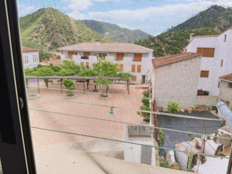 Foto f4c4db53-6dd1-4fbd-af0b-da02906aa82f. Casa amb xemeneia a Sot de Chera