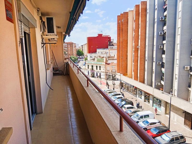 Foto ad7ffa80-c5ee-4606-b268-86ccbc09dce3. Pis a Barrio de Campanar Valencia