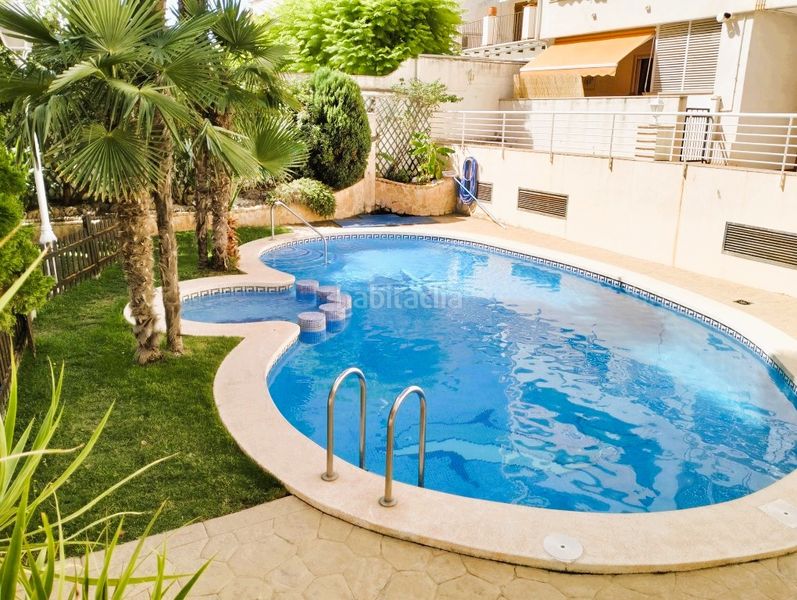 Foto a4d4fedd-2692-4df2-8efe-0802541c2154. Àtic amb piscina a Rocafort
