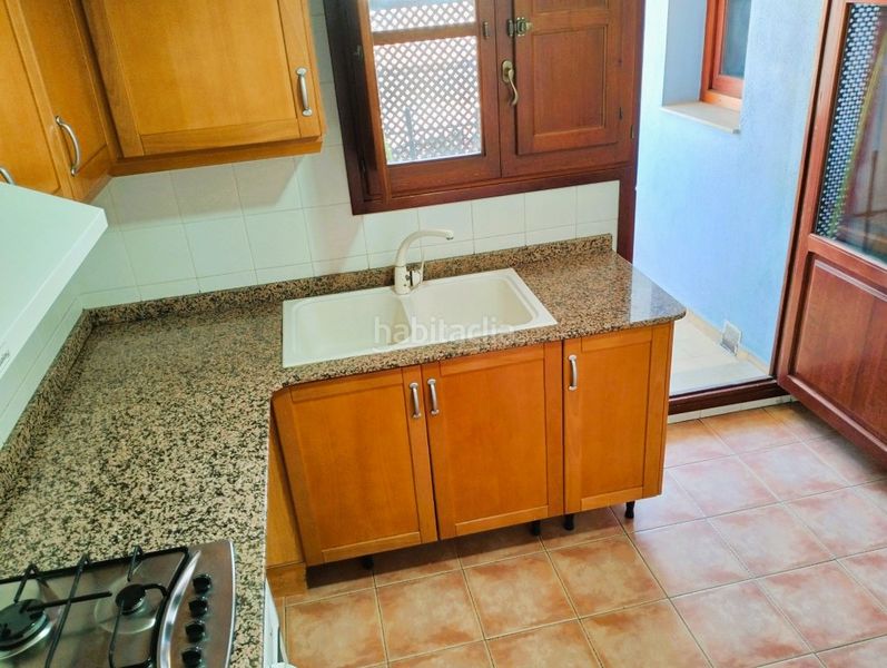 Foto e50f7161-8cc2-4444-bafd-498c41b8d316. Àtic amb piscina a Rocafort