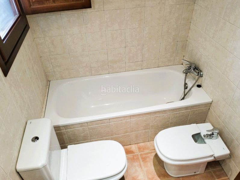 Foto fa85d118-8ece-4af4-a9c2-80ff51e5c963. Àtic amb piscina a Rocafort