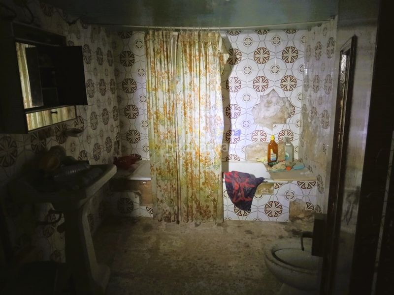 Foto e6359efa-f348-4370-bbcf-0d05ca81f6dc. Casa amb xemeneia a Chelva