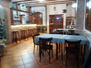 Rent Business premise in Catarroja. Bar / restaurante en alquiler